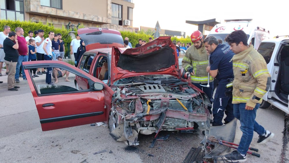 Bursa'daki feci kazada 6 kişi yaralanmıştı: Görüntüler ortaya çıktı