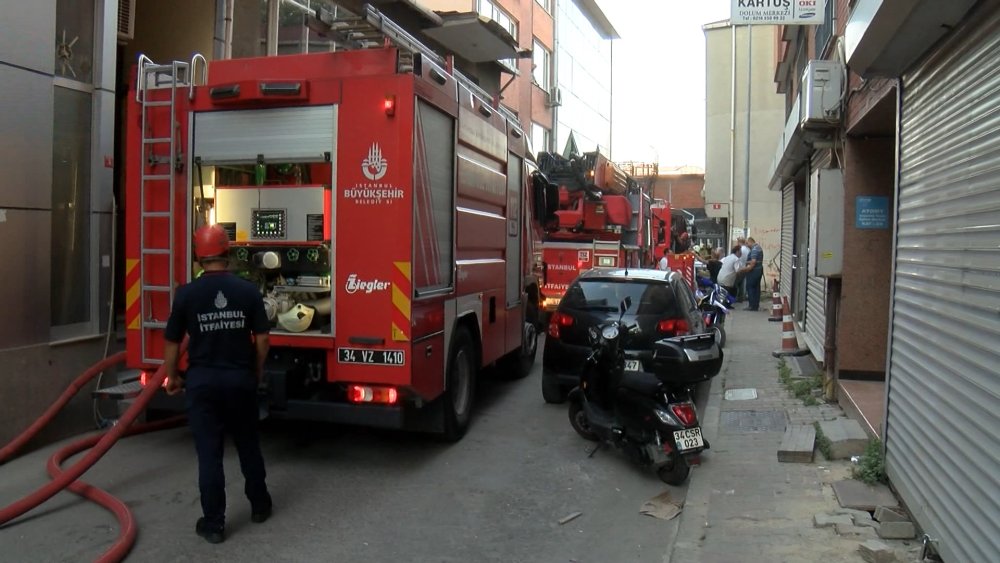 Korku evinde yangın