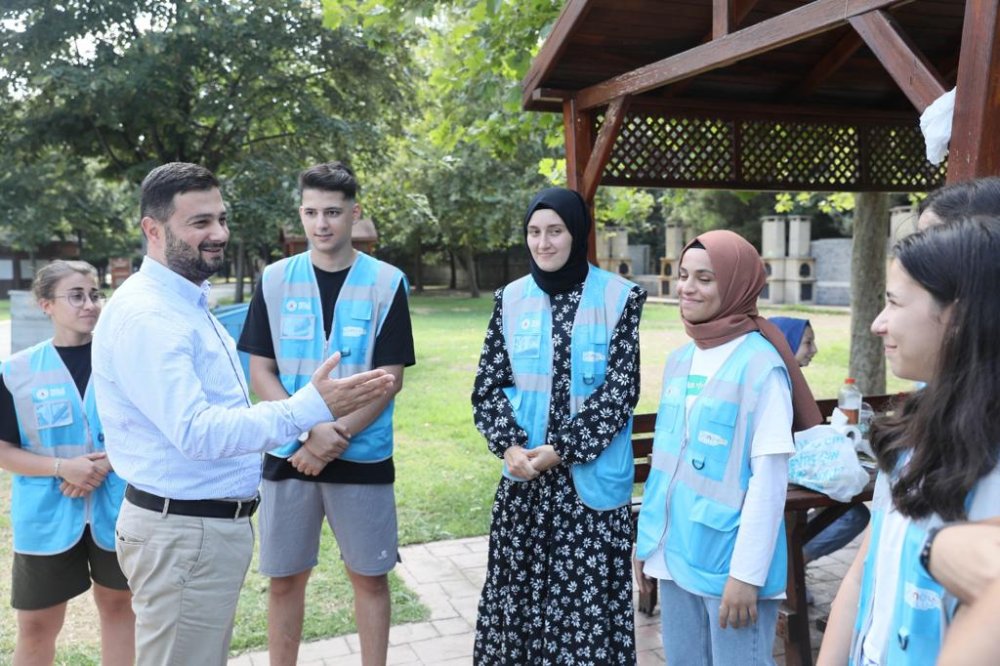 ‘Deneyim Okulu’ öğrencileri sahada hizmet veriyor