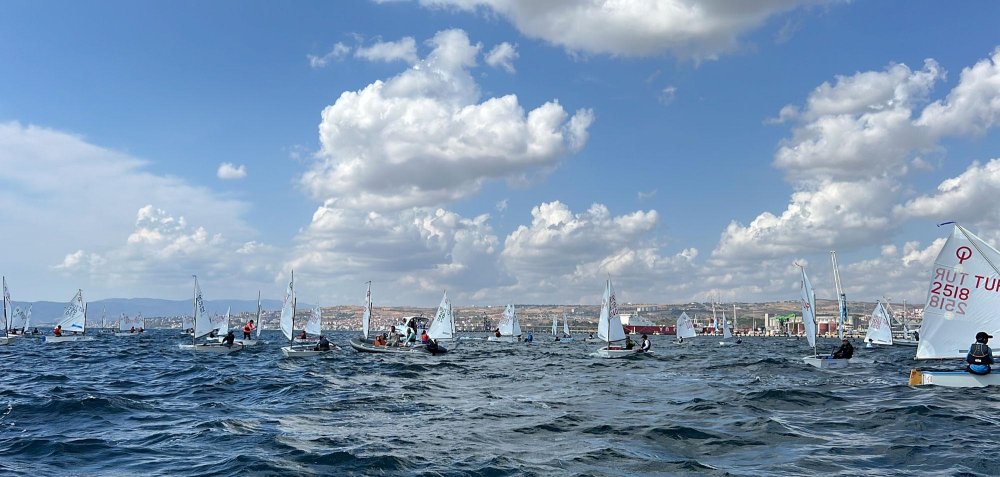 Uluslararası Süleymanpaşa Optimist Cup Yelken Yarışları başladı