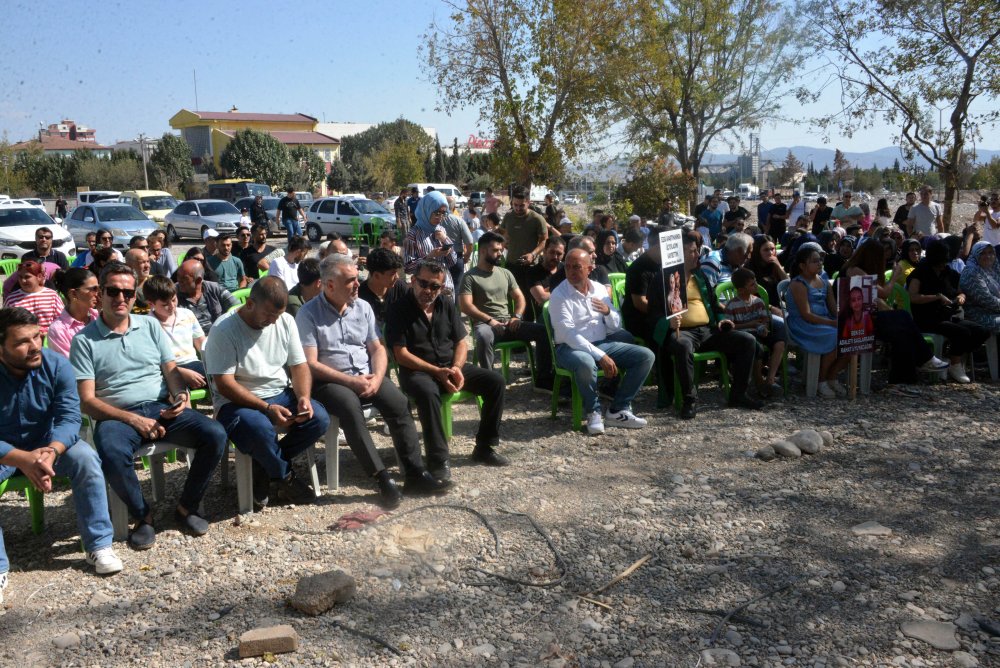 1400 kişiye mezar olan Ebrar Sitesi sakinleri tepkili: Müze değil, adalet istediler