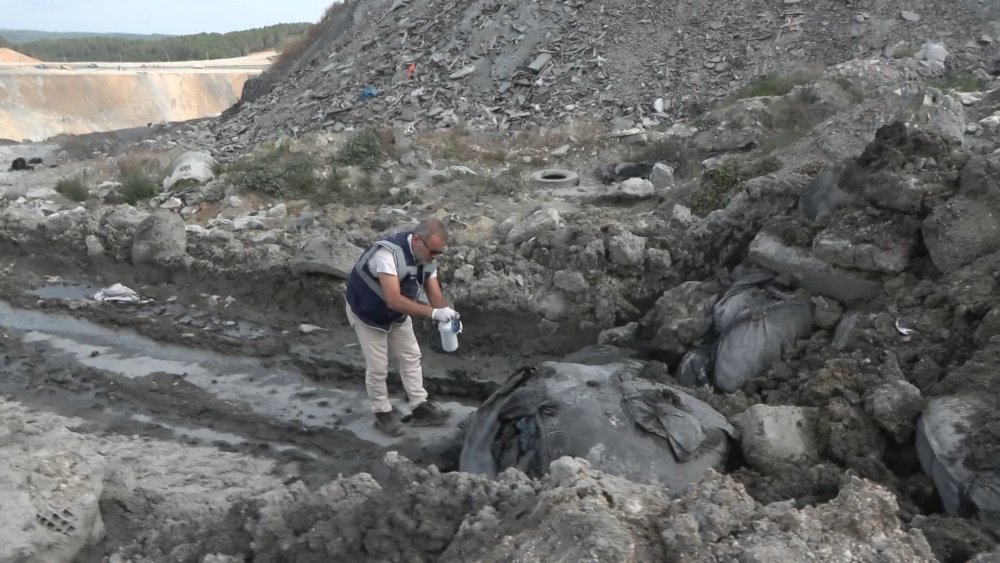 Kimyasal madde paniği çevredekileri harekete geçirdi: 'Hiç duramadık kokudan'