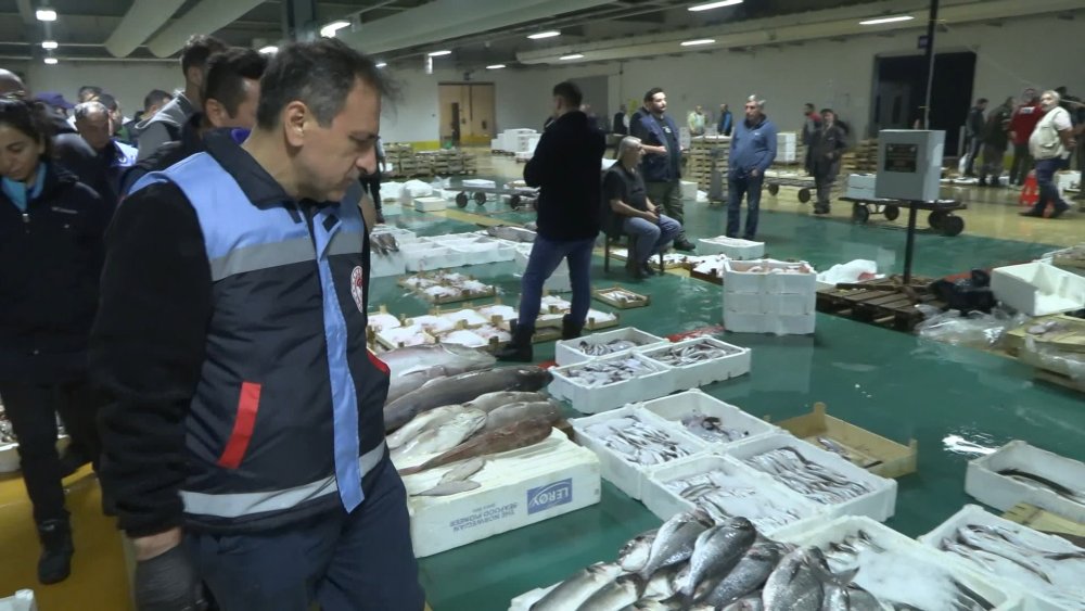 Marmara Denizi'nde balık denetimi: 861 bin liralık ceza uygulandı