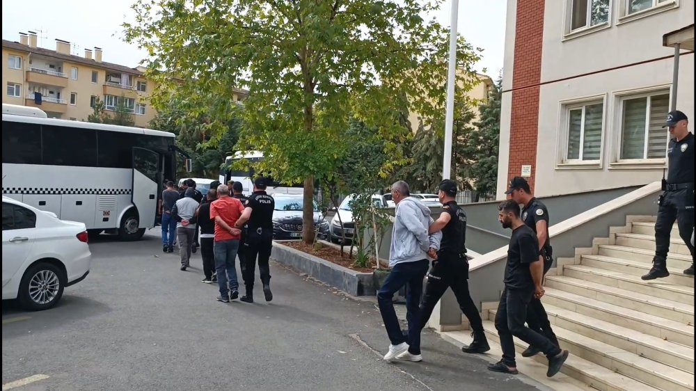 3 ilde, uyuşturucu operasyonu: 56 gözaltı kararı