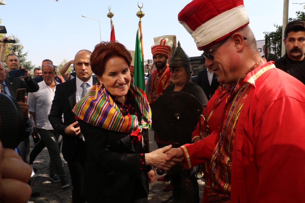 Akşener İYİ Parti'nin Eskişehir adayını ilan etti