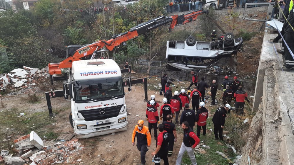 4'ü öğrenci 5 kişinin öldüğü kazada ihmaller zinciri: Şoför uyuşturucu madde etkisinde çıktı