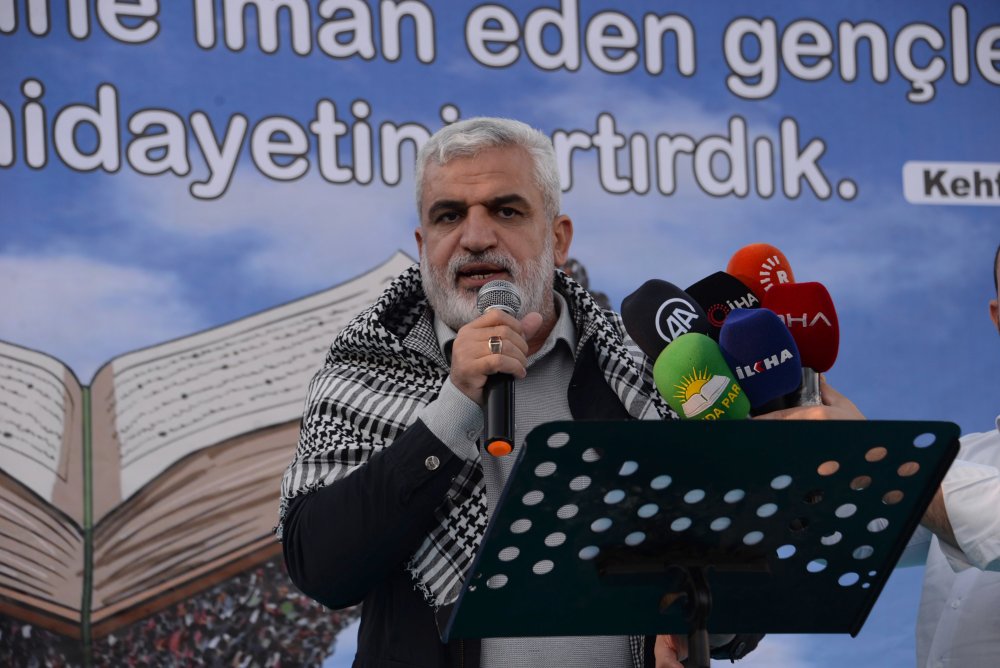 HÜDA PAR'lılar tarafından Hamas'a destek: 'Her meşru eylemin yanındayız'