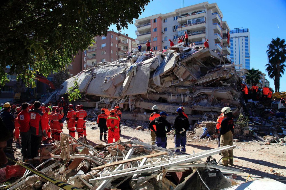 36 kişinin öldüğü Rıza Bey Apartmanı davasında tutuklu kalmadı: 'Bu mu adalet?'