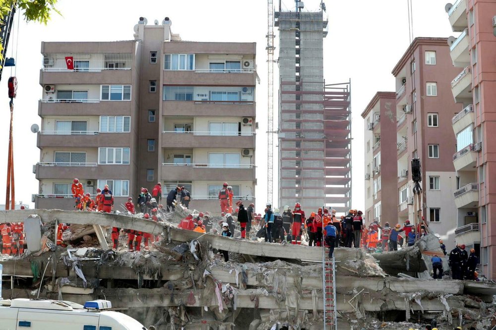 36 kişinin öldüğü Rıza Bey Apartmanı davasında tutuklu kalmadı: 'Bu mu adalet?'