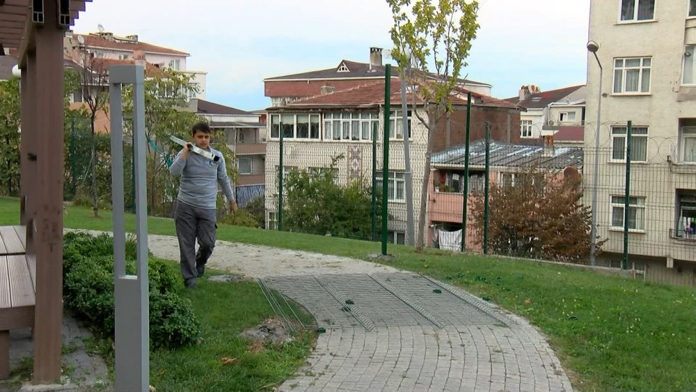 Site yönetimi ile mahallelinin park kavgası