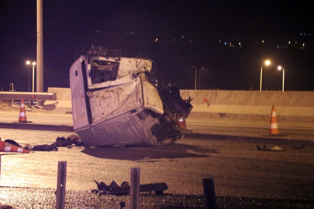 Freni boşalan tankeri dehşet saçtı: 3 ölü, 11 yaralı