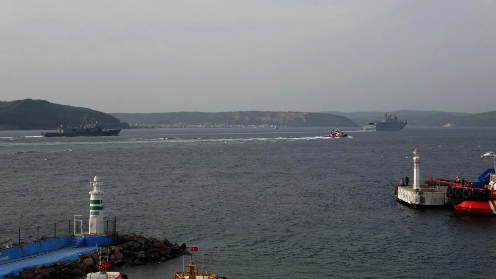 TCG Anadolu, Çanakkale'den geçerek İstanbul'a doğru yola çıktı