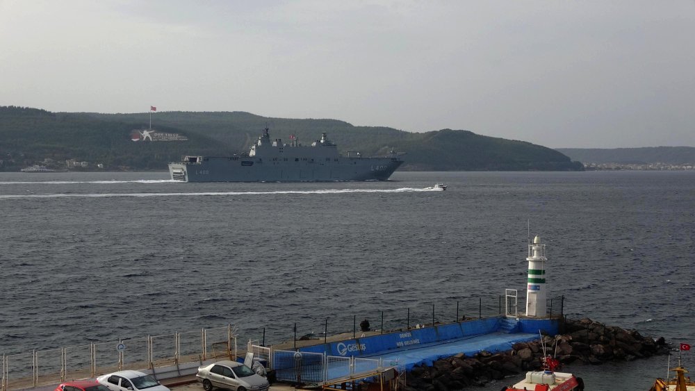 TCG Anadolu, Çanakkale'den geçerek İstanbul'a doğru yola çıktı