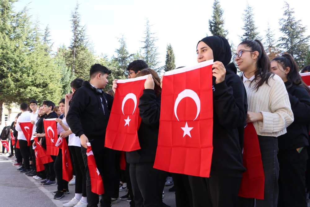 Cumhuriyet’in 100’üncü yılına 1000 bayraklı kutlama