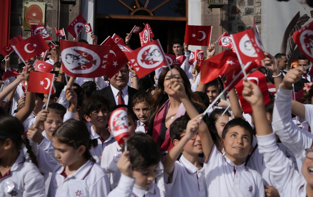 Mektebim Koleji, 2’nci TBMM Binası’nı ziyaret etti