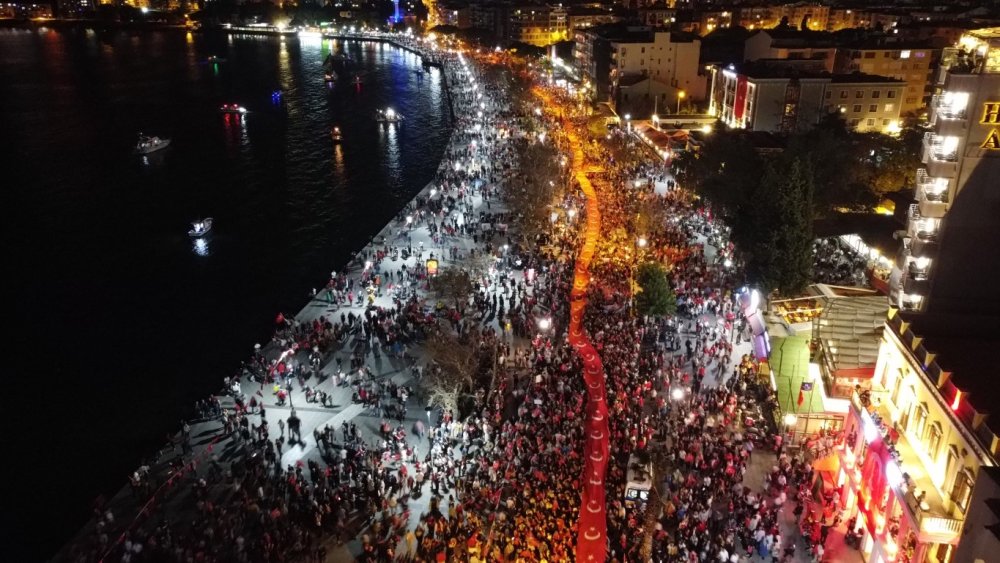 Çanakkale'de 100. yıl ve Cumhuriyet Bayramı coşkusu