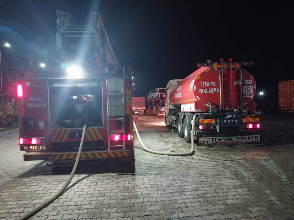 Tankerden 25 ton hidrojen gazı sızdı