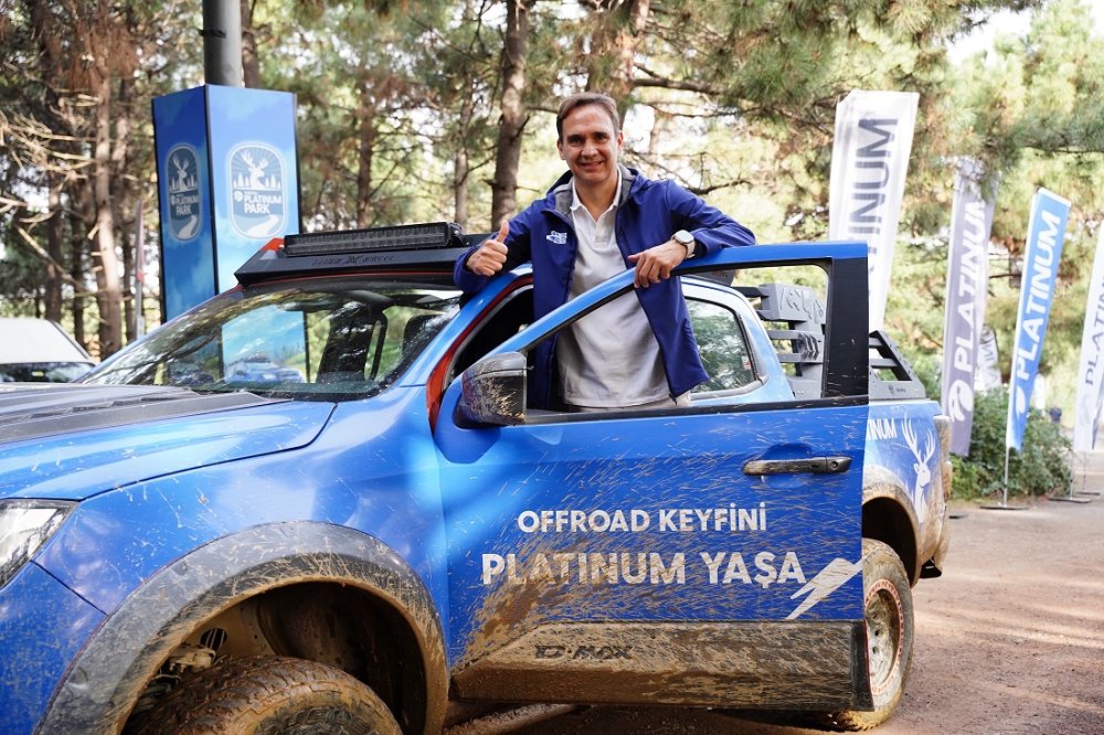 Ünlü isimler Offroad Challenge heyecanıyla bir araya geldi