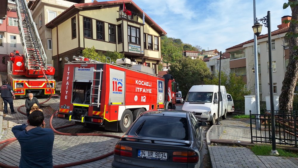 Doğal gaz sobasından çıkan yangın kontrol altına alındı