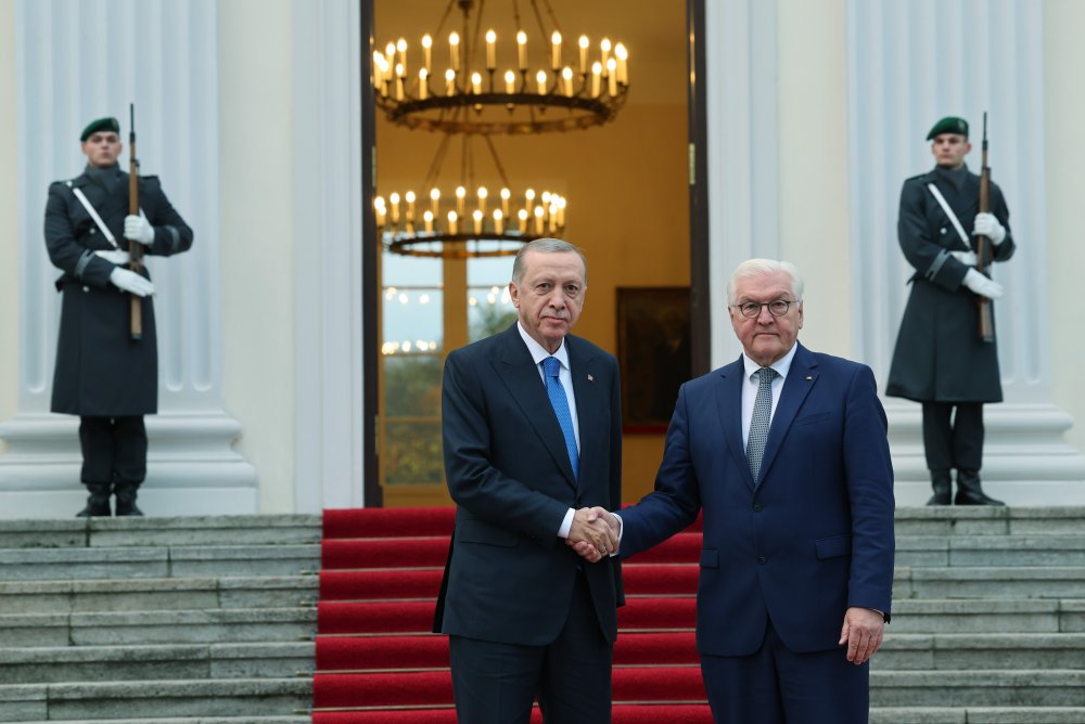 Berlin'den gergin görüşme: Erdoğan, Almanya Cumhurbaşkanı Steinmeier ile bir araya geldi