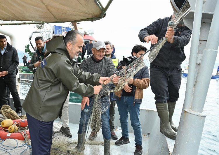 Başkan Aktaş, Bursalı balıkçılarla denize açıldı