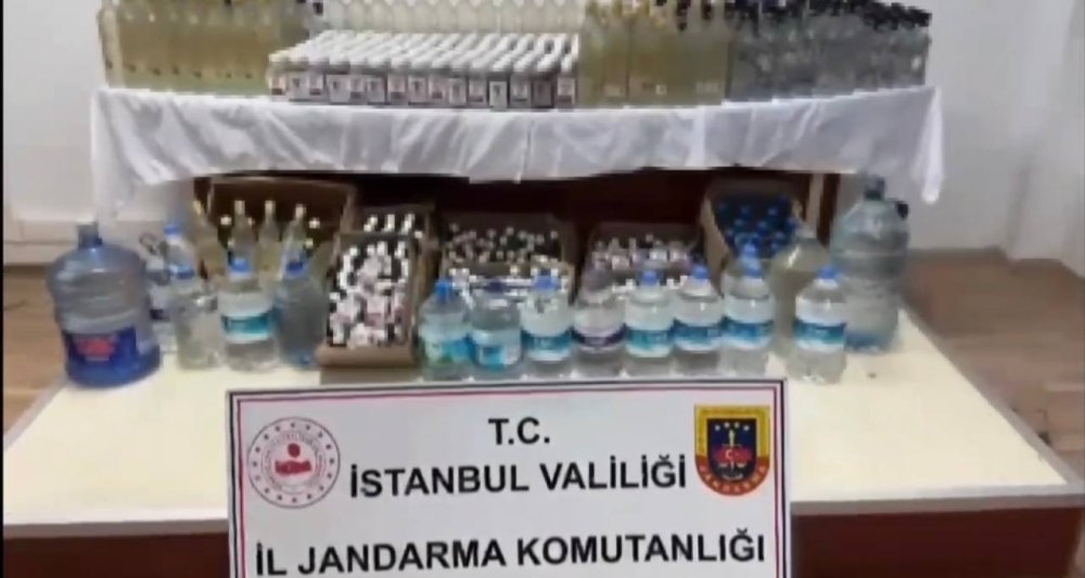 Markaların bandrolünü kullanarak sahte içki ürettiler