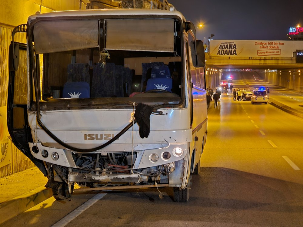 Asker uğurlama konvoyunda kaza: 4 yaralı