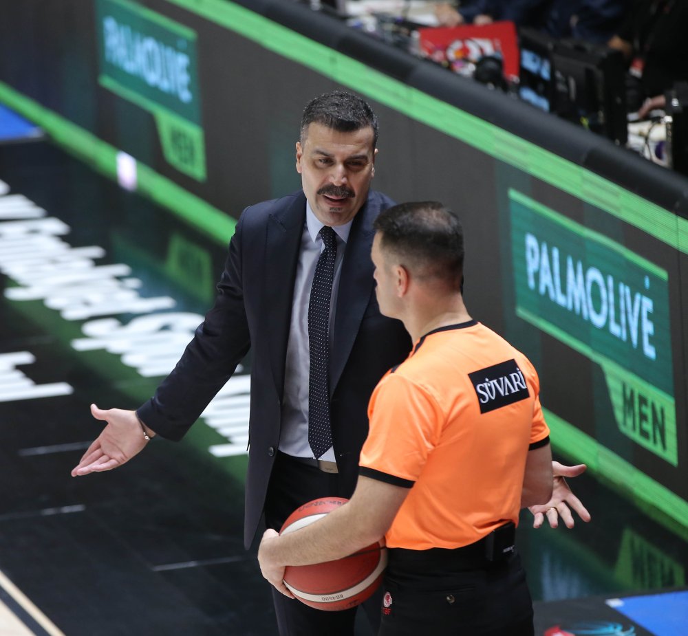 Beşiktaş, Anadolu Efes'i devirdi!