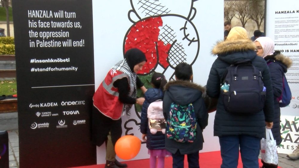 Sultanahmet Meydanı'nda Gazze için İnsanlık Nöbeti düzenlendi