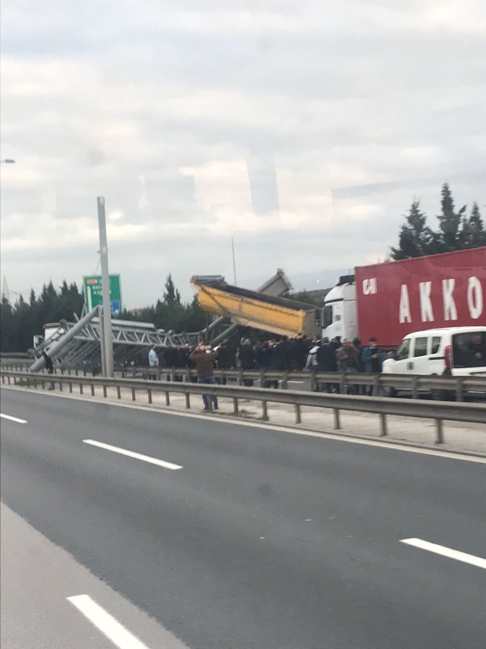 TEM'de kaza! Ankara yolu ulaşıma kapandı