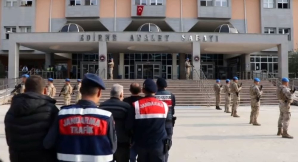 153 kaçak göçmen, 6 organizatör şüphelisi yakalandı