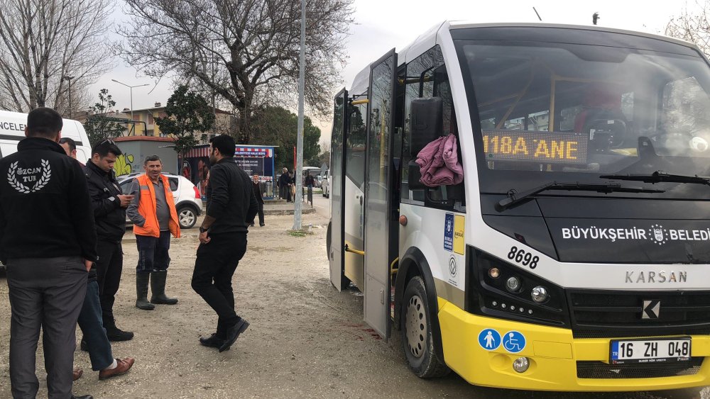 Kendisini otobüsten indiren şoförü bıçaklamıştı: Adli kontrolle serbest kaldı