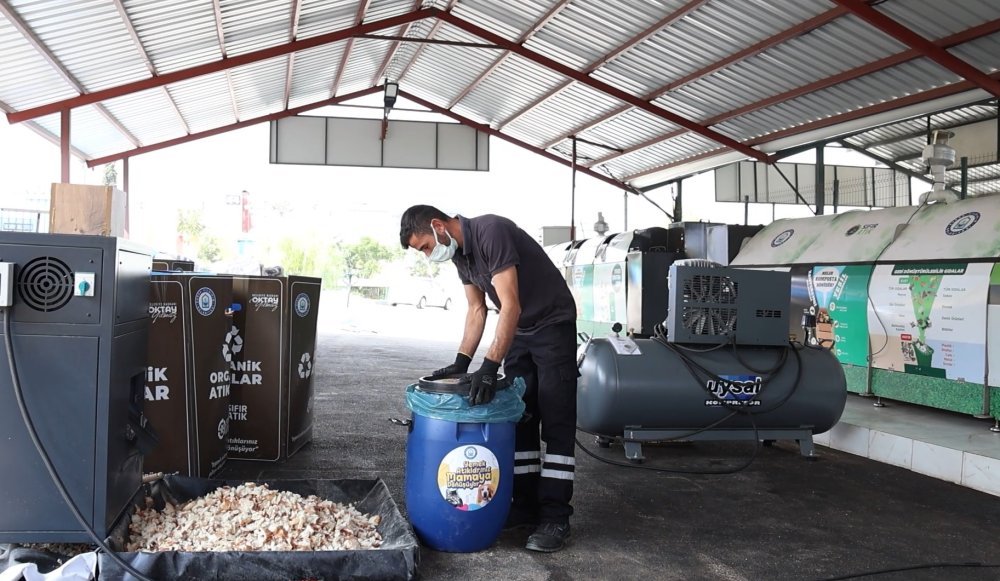 Yemek atıklarından hayvan maması üretimi