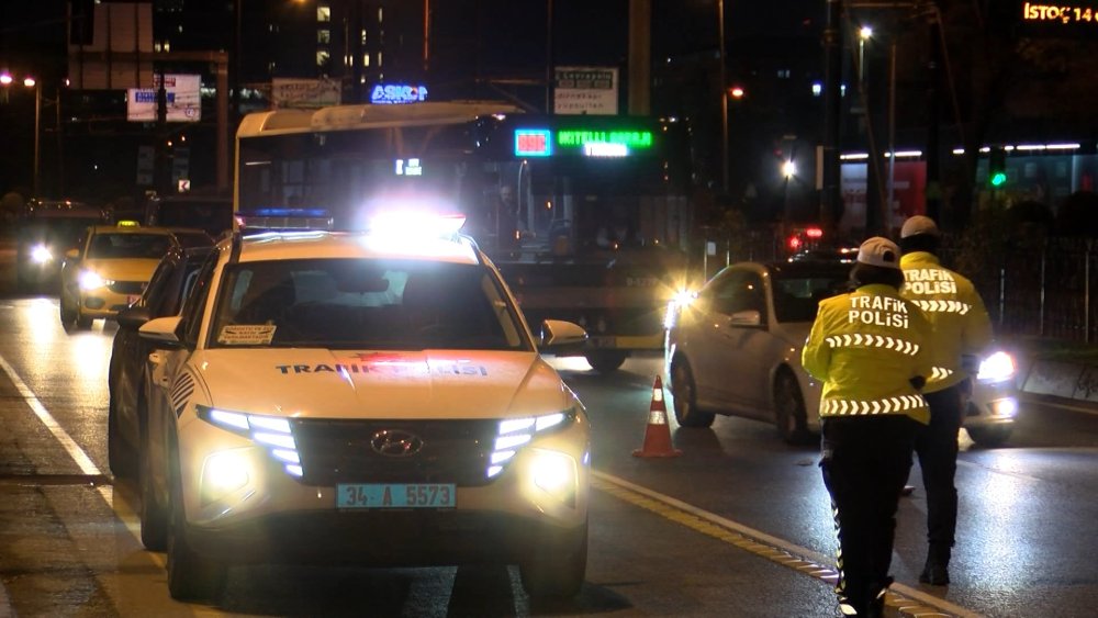 Helikopter destekli 'Huzur İstanbul' denetimi