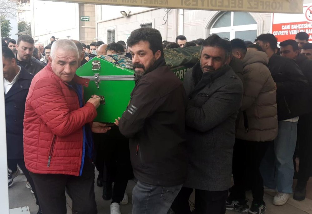 Şambrelle kayarken yüksekten düştü, hayatını kaybetti