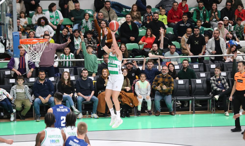 Bursaspor rakibi Büyükçekmece Basketbol'u 94-81 yendi