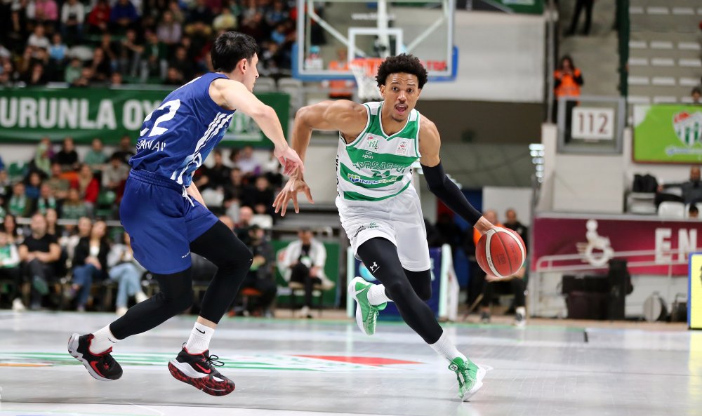 Bursaspor rakibi Büyükçekmece Basketbol'u 94-81 yendi