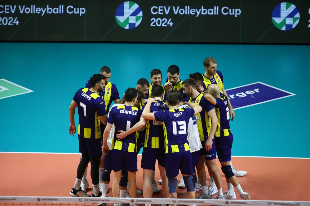 Fenerbahçe, CEV Kupası'nda yarı finalde