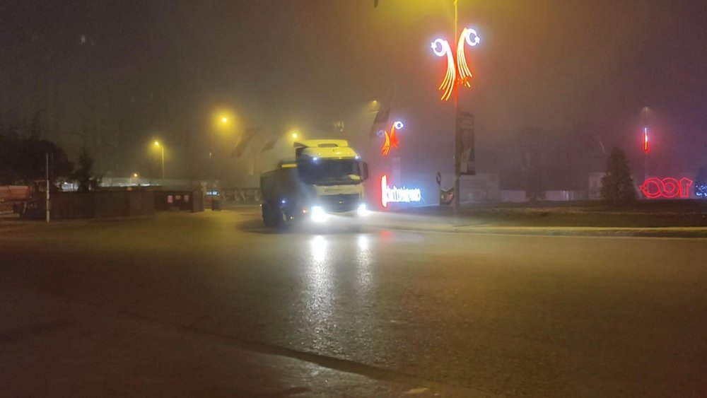 Yoğun sis nedeniyle bazı vapur seferleri iptal edildi