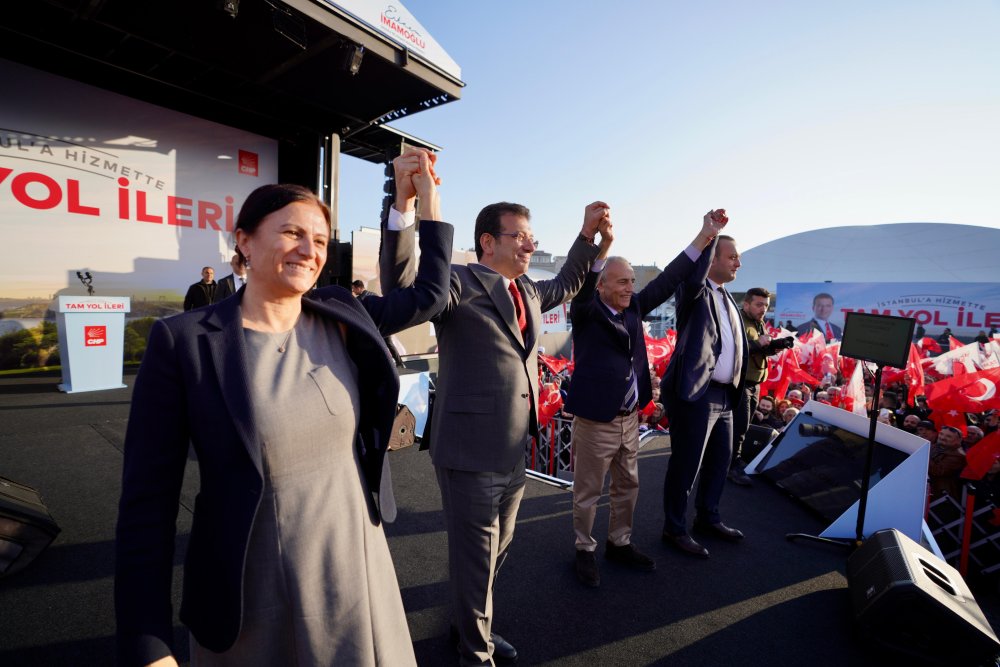 Ekrem İmamoğlu: Hayat pahalılığını gündemlerine alsın