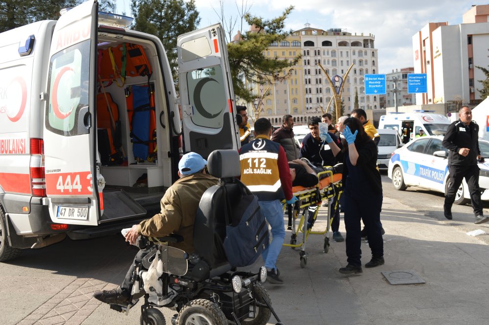 Duruşma sonrası kan gövdeyi götürdü: 1’i polis 9 yaralı