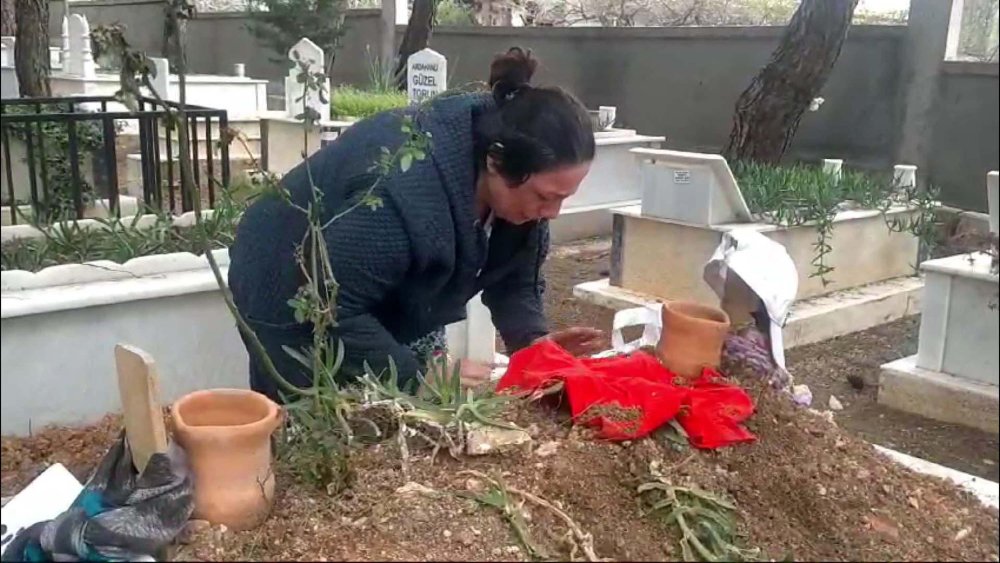 Kadınlar Günü'nde öldürülen İlayda'nın annesi: Gelinlik giyecektin, kefen giydirdiler