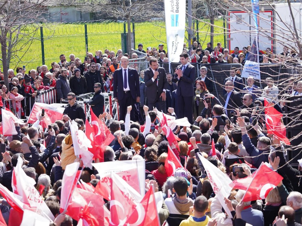 Avcılar’da ‘Dönüşüm Mahallesi’ tanıtıldı