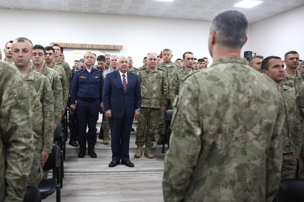 Cumhurbaşkanı Erdoğan Mehmetçik'in Ramazan Bayramı'nı kutladı