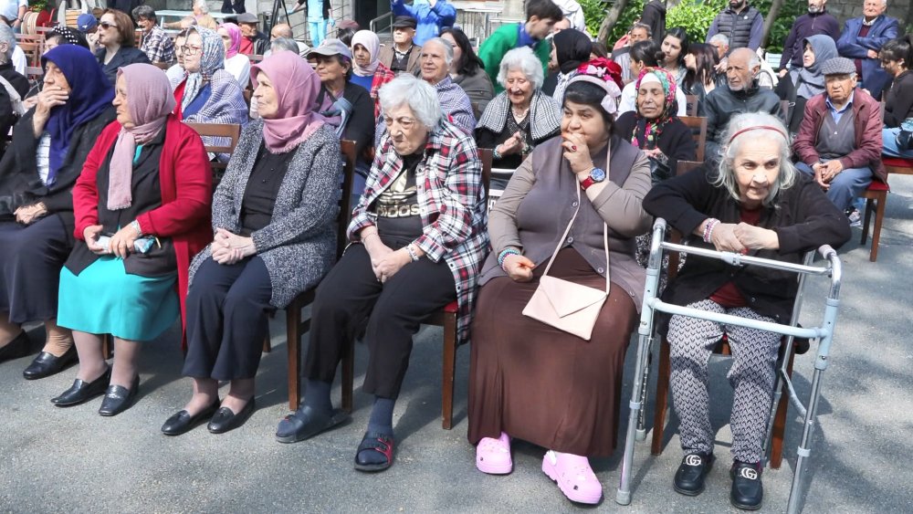 Vali Gül'den Darülaceze'ye bayramlaşma töreni