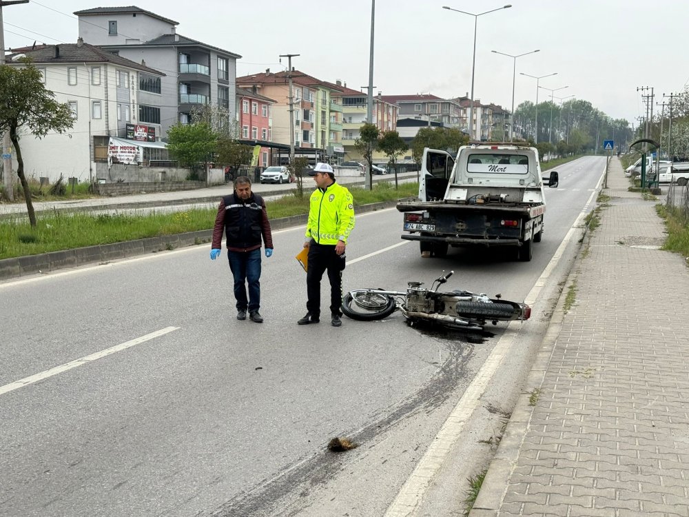 Feci kaza: Metrelerce sürüklenen motosikletli genç hayatını kaybetti