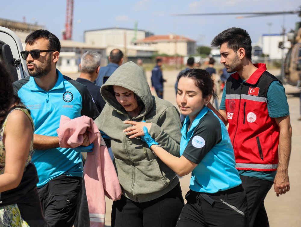 22,5 saat sonra: Teleferik kazasında mahsur kalanların tamamı kurtarıldı