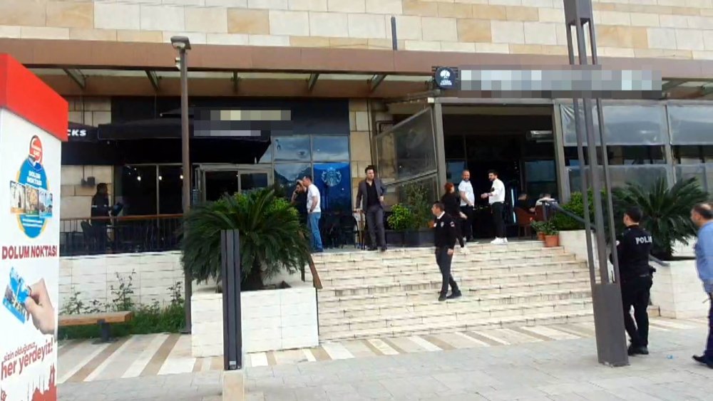 Starbucks şubesine saldırıda gözaltılar