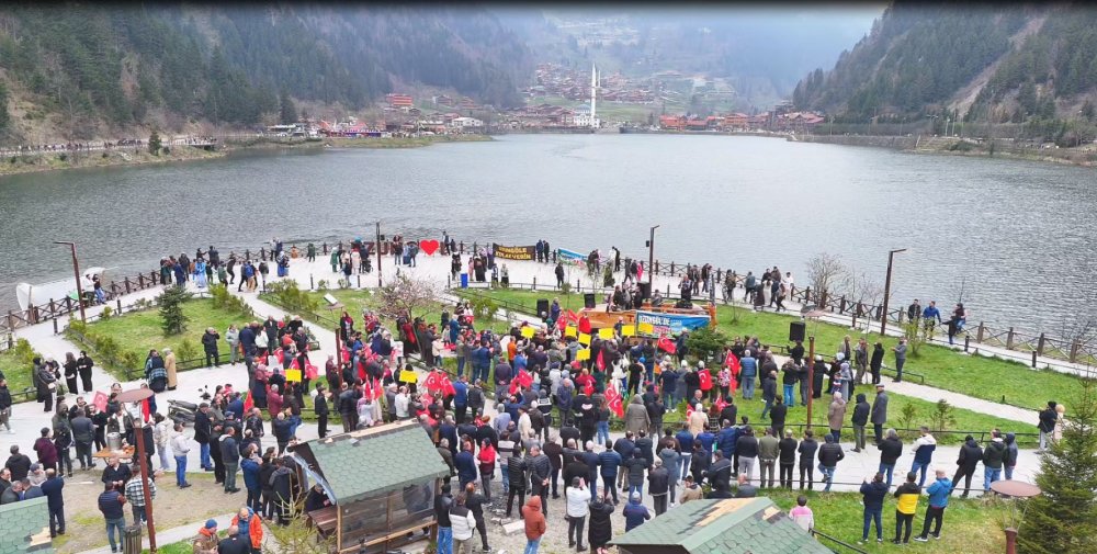 Trabzon'da ‘horonlu-gollü’ HES protestosu: 'Akıl tutulmasıdır'