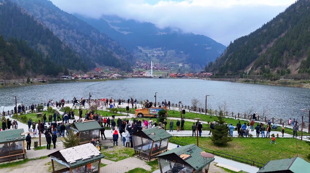 Trabzon'da ‘horonlu-gollü’ HES protestosu: 'Akıl tutulmasıdır'